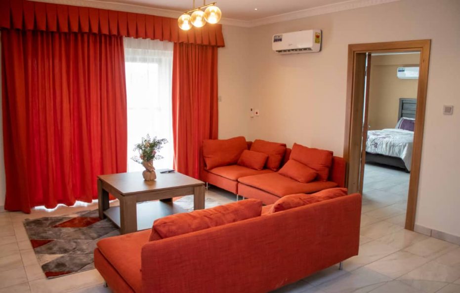 Evans Hotel